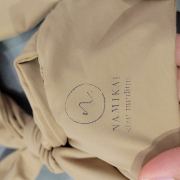 Suna Top in Toasted Taupe - Picture 8 of 8